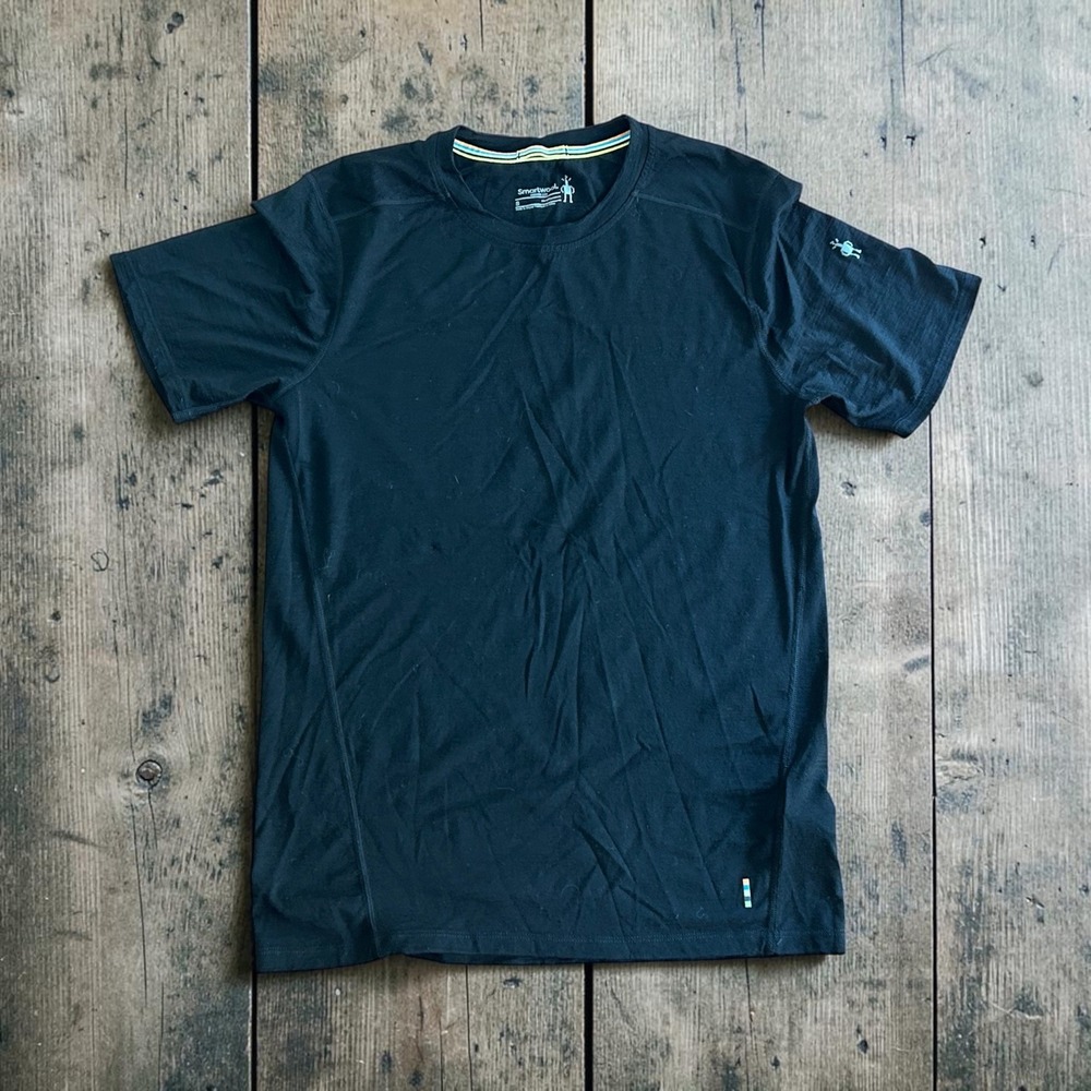 Smartwool Mens Merino 150 Base Layer T-Shirt Black Short Sleeve S DEFECTS